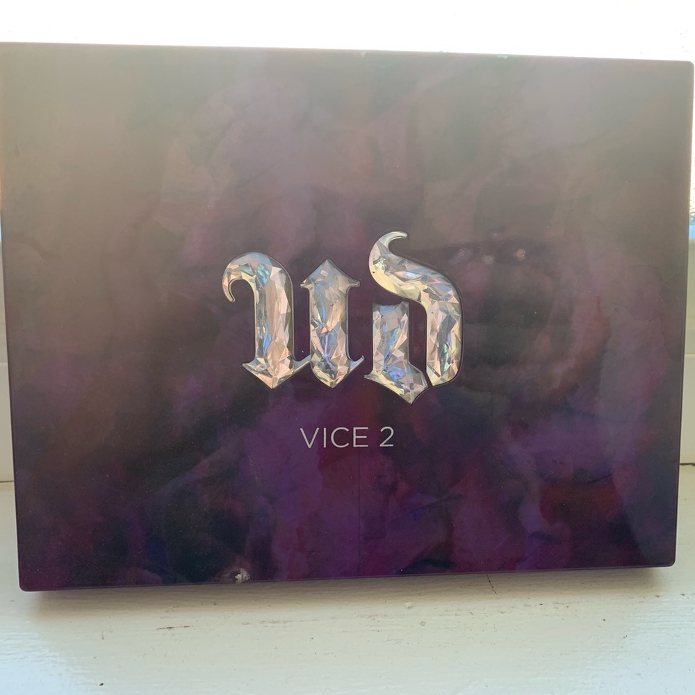 Urban decay vice 2 pallet